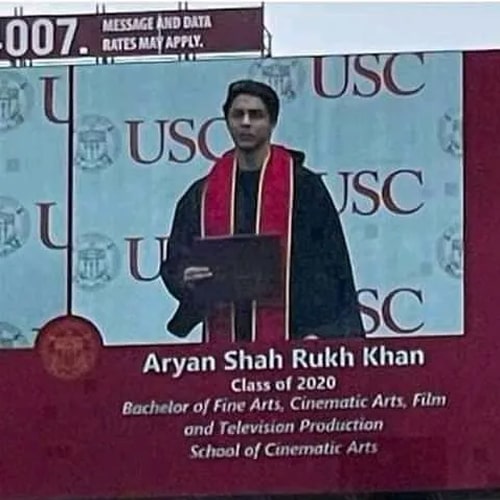 Aryan Khan college pic-min