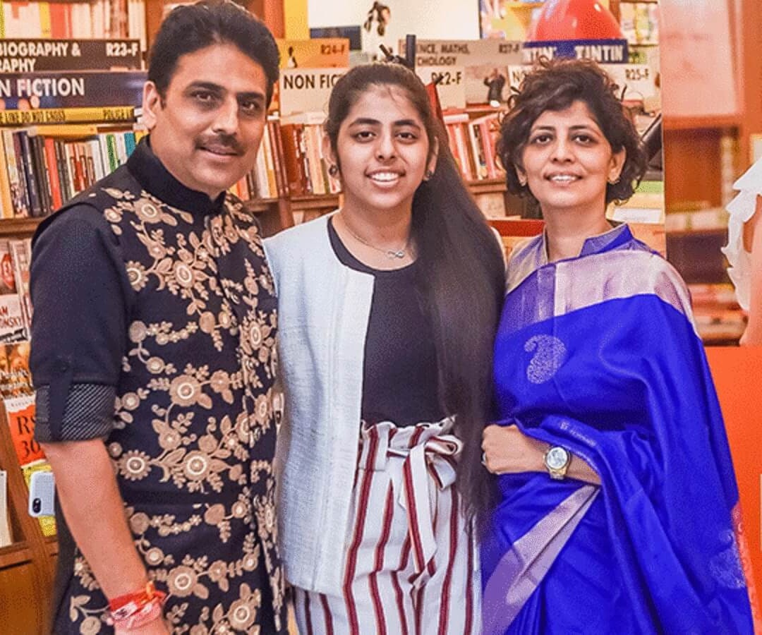 shailesh lodha family