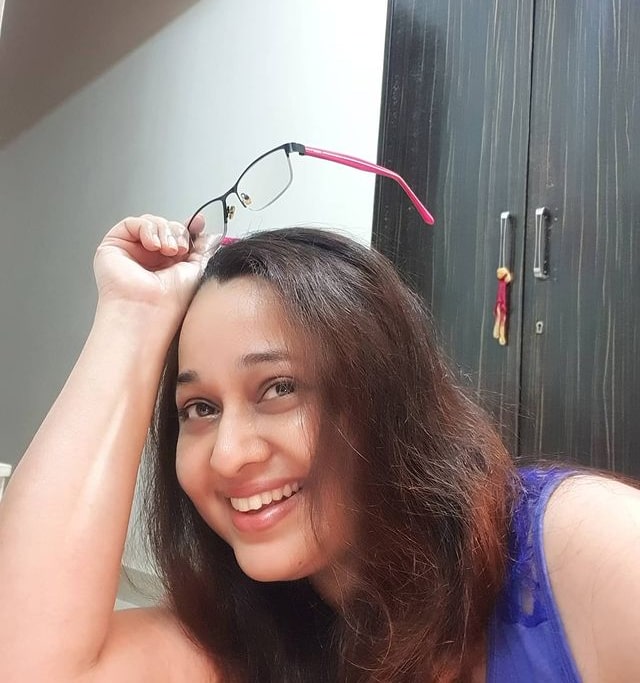 sonalika joshi selfie