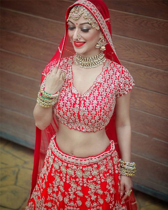 sunayna fozdar dulhan look