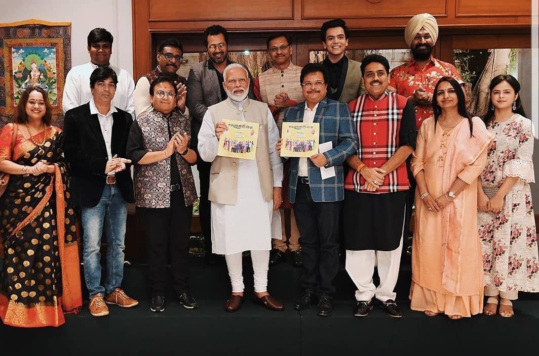 tmkoc team meet with modi